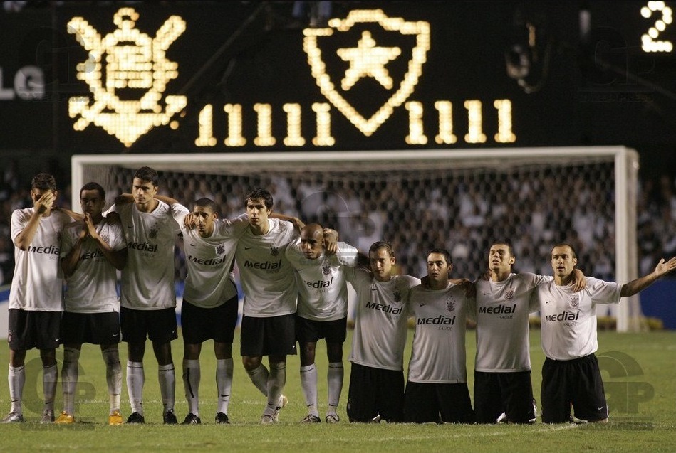 Ah Corinthians, cachaça do torcedor…