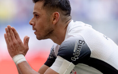 Ufa! Corinthians vence Bahia, sai do Z4 e respira no Brasileirão